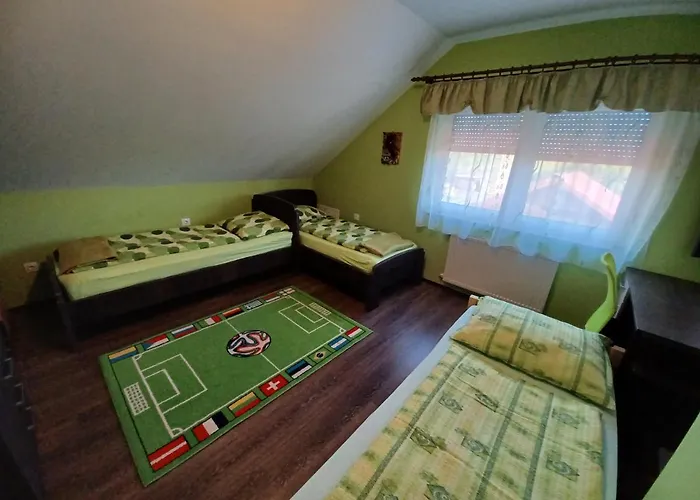 Hajnalka Vendeghaz Apartmán