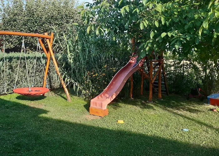 Hajnalka Vendeghaz Apartmán